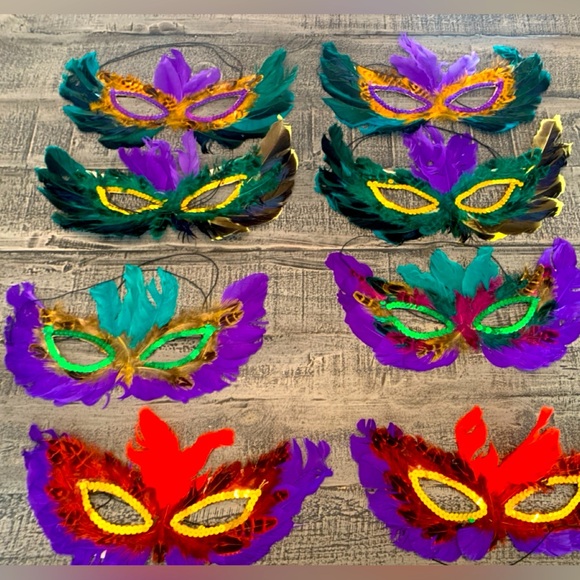 Mardi Gras Masks, 8 Feathered Sequin Elastic Band, Colorful Cute Bright Colors - Picture 1 of 11